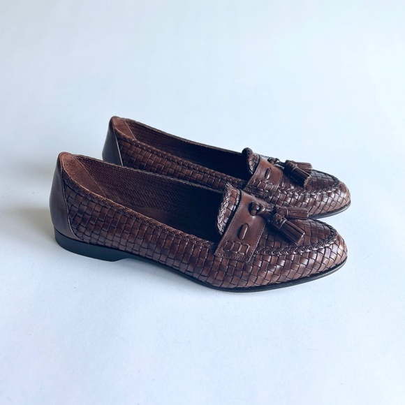 Cole Haan Shoes - Cole Haan Brown Genuine Leather Weaving Loafers size 9
